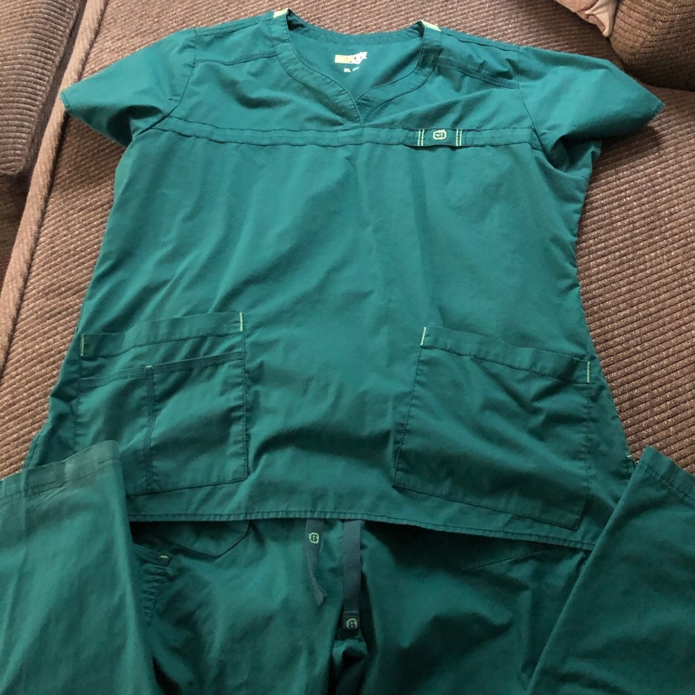 Scrub Set